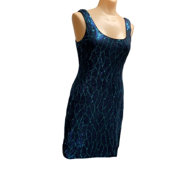 LILY ROSE SPARKLY SEQUIN MINI DRESS SIZE MEDIUM - Picture 2 of 8